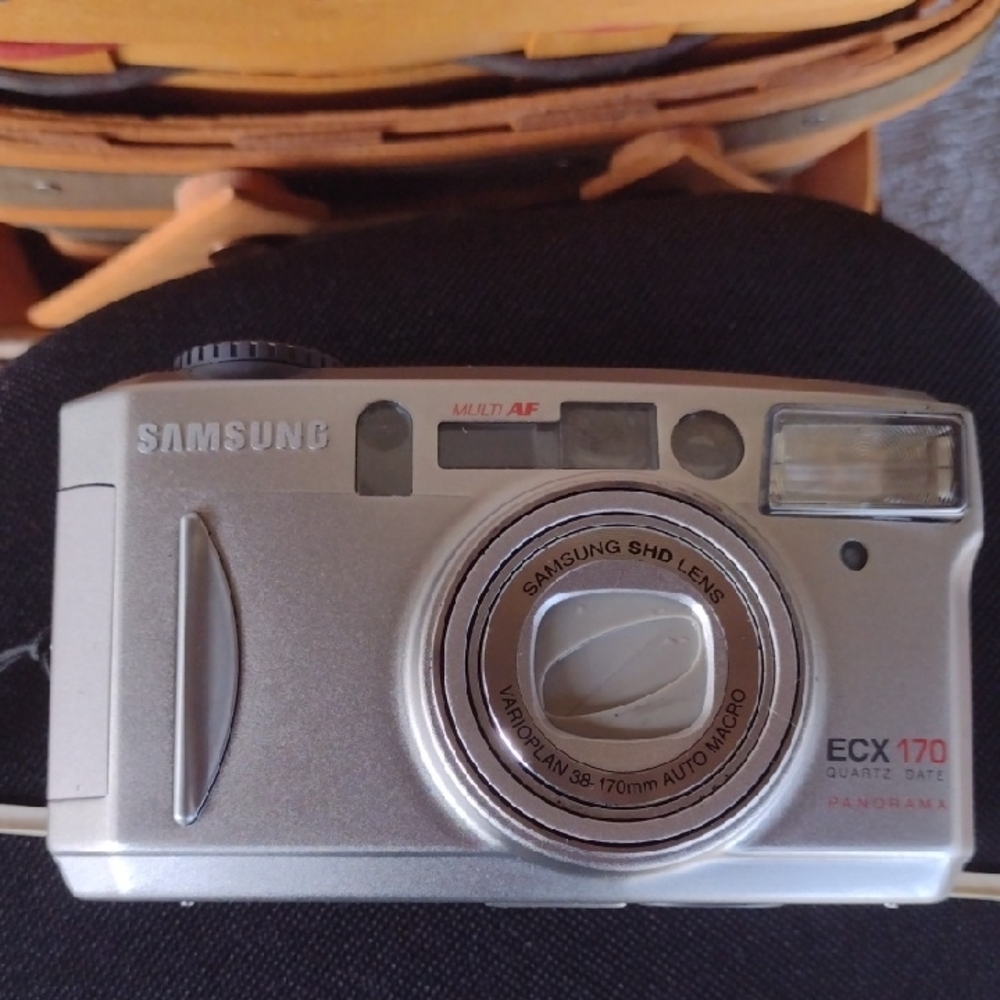 Samsung ECX 170 Silver MultiAF Panorama Camera NWOT